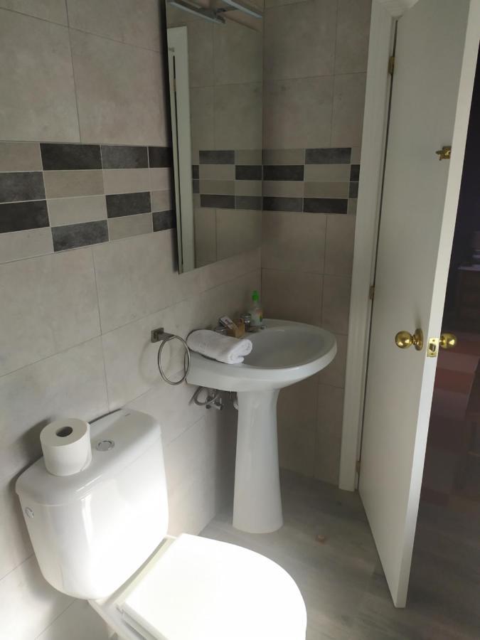 Hostal Andalucia De Arcos Аркос де ла Фронтера Экстерьер фото