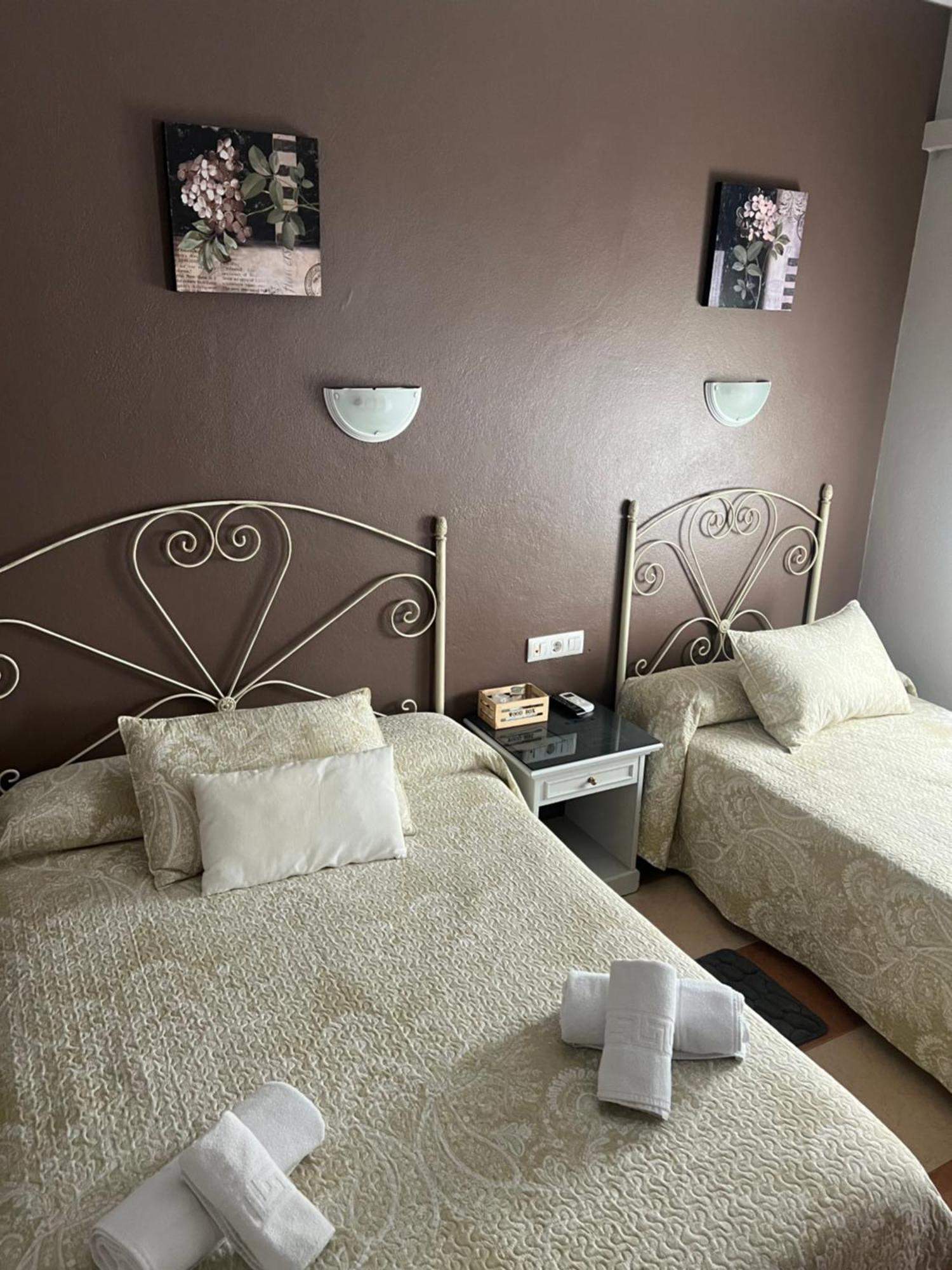 Hostal Andalucia De Arcos Аркос де ла Фронтера Экстерьер фото