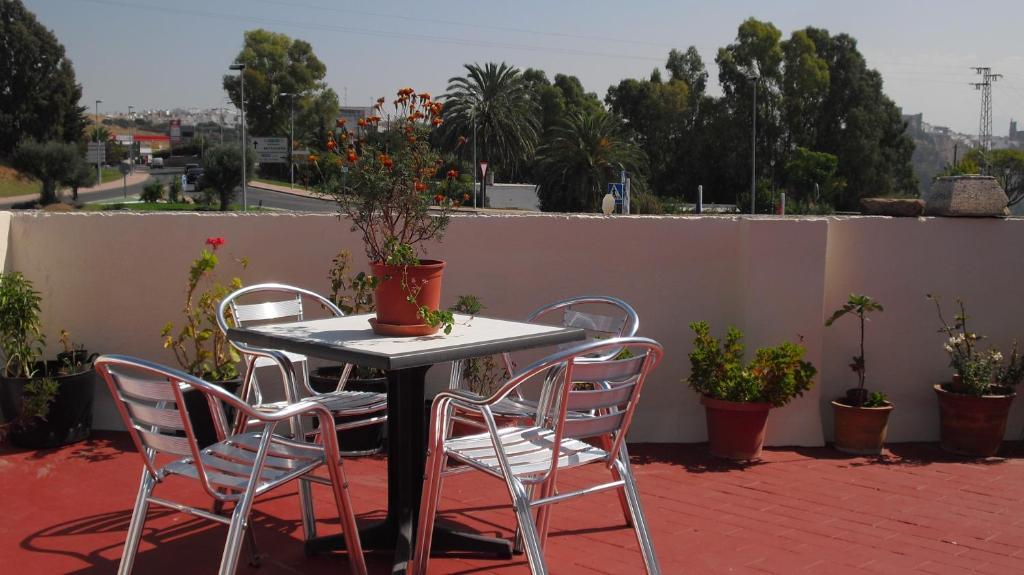 Hostal Andalucia De Arcos Аркос де ла Фронтера Экстерьер фото